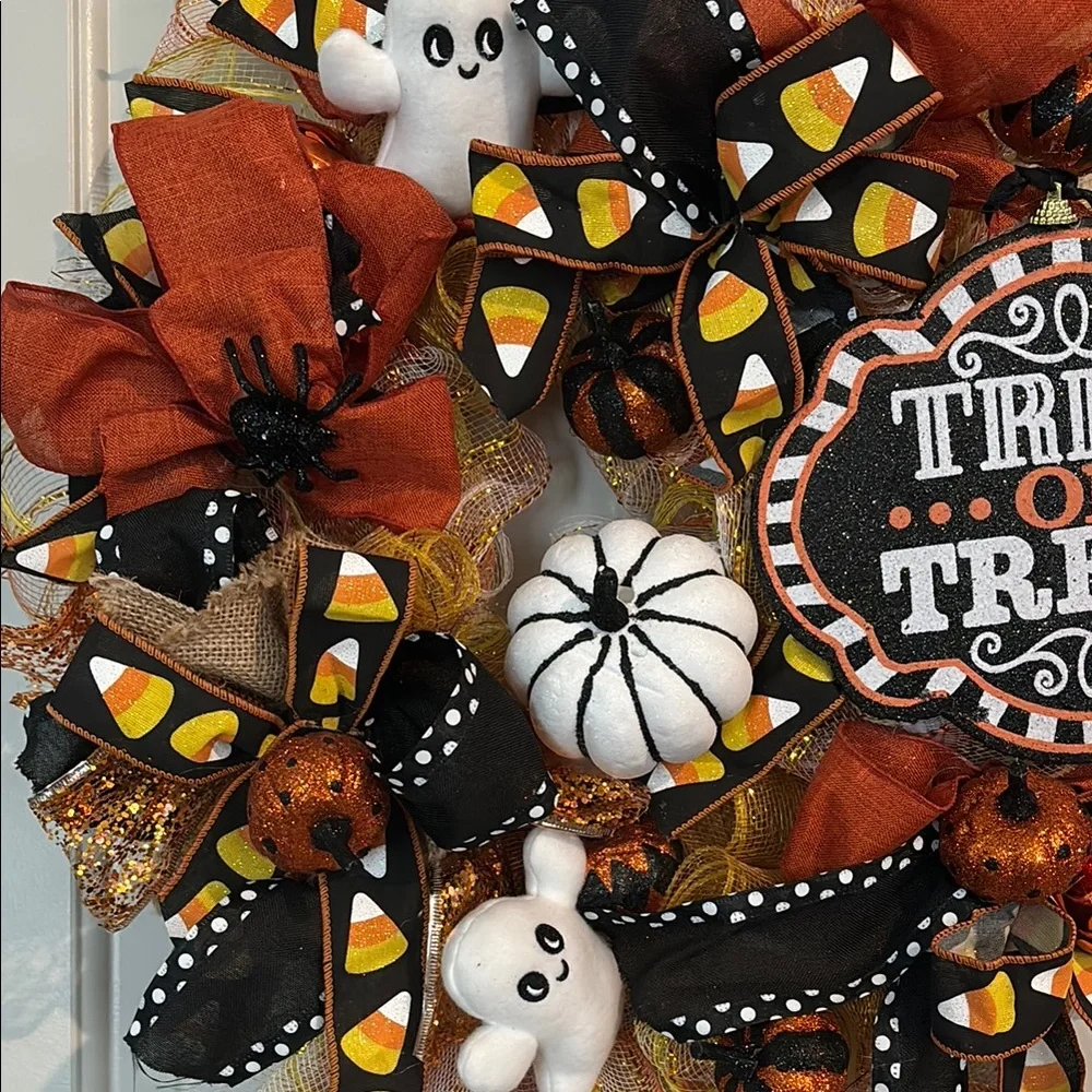 HALLOWEEN WREATH Fall Hand Crafted Trick Treat Wreath Custom Design FINAL SALE
